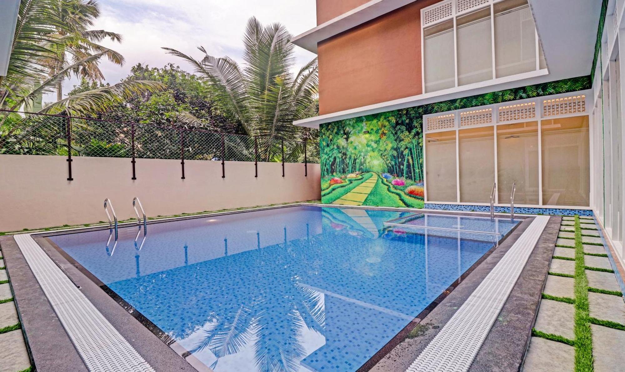 Treebo Golden Terminal, Kochi Airport Hotel ภายนอก รูปภาพ